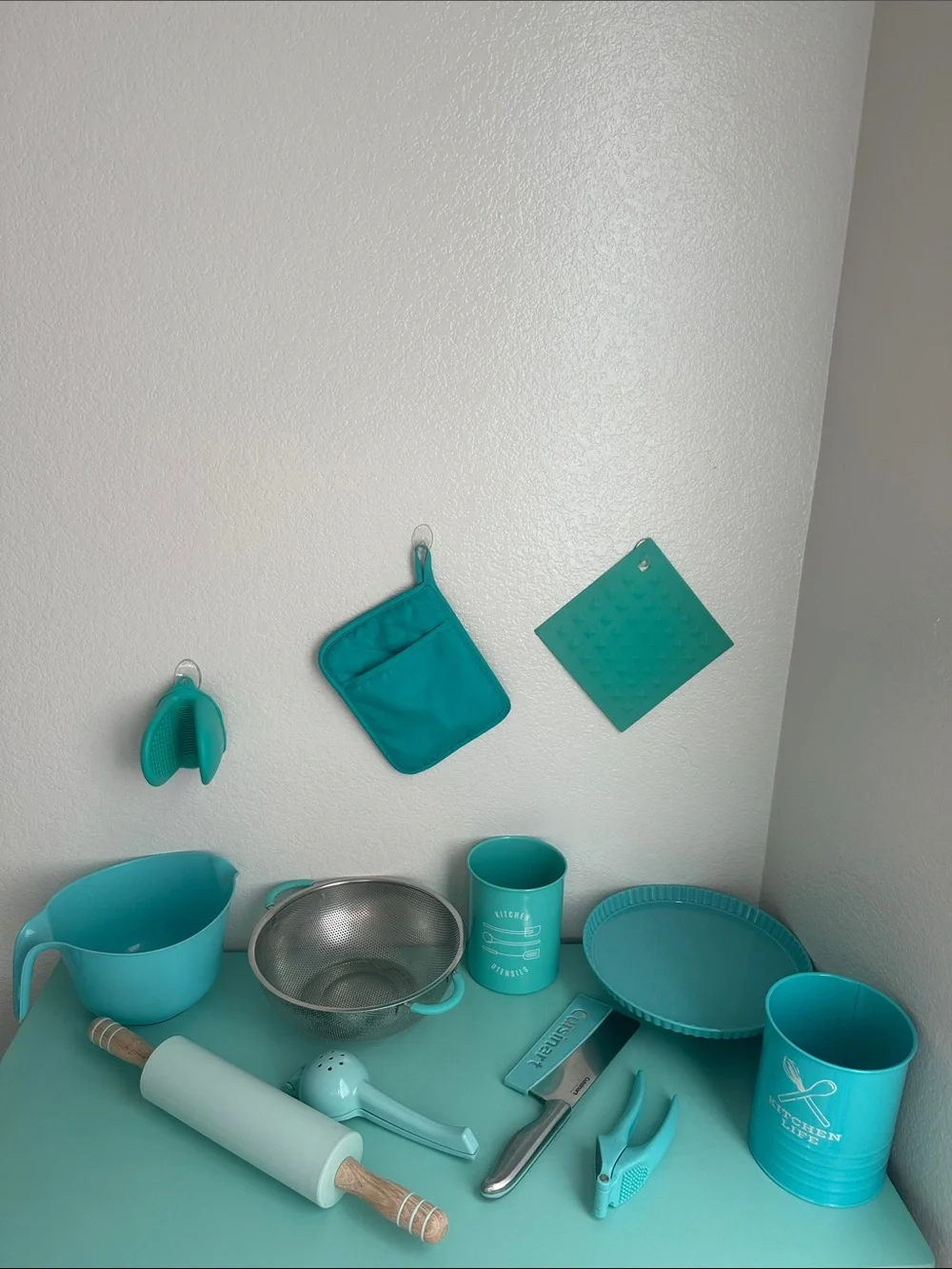 Cuisinart Turquoise Kitchen Tool Set